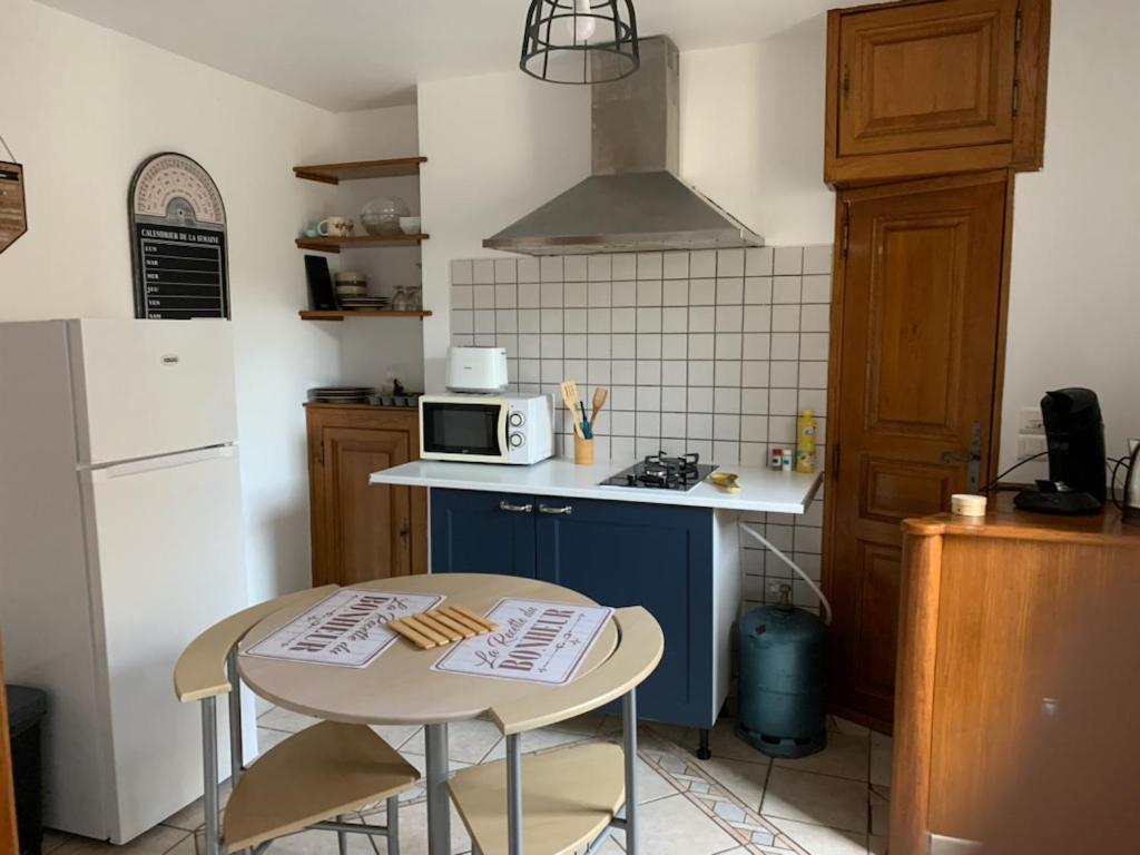 Appartement Avec Terrasse Gien Dış mekan fotoğraf