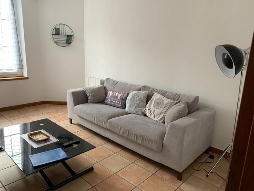 Appartement Avec Terrasse Gien Dış mekan fotoğraf